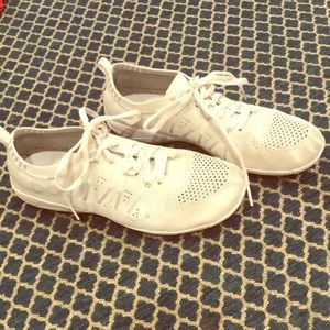 Nfinity Flyte Shoes